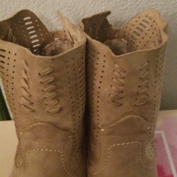 NWOT by Not Rated, "Savio" peep-toe booties - Picture 6 of 7